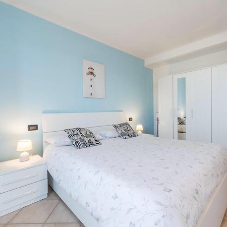 Luxury Apartment With Swimming Pool Lonato Eksteriør bilde