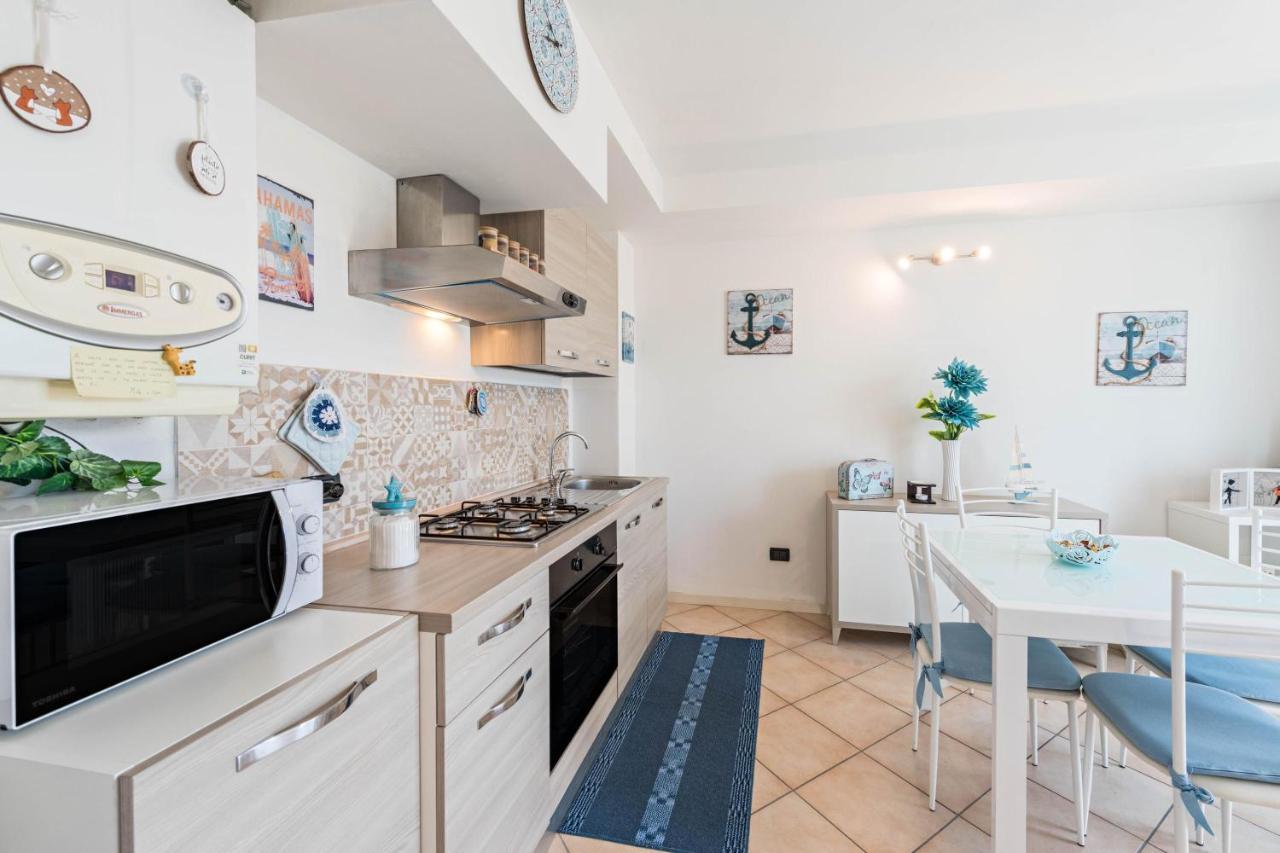 Luxury Apartment With Swimming Pool Lonato Eksteriør bilde